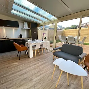 https://la-petite-maison-de-bord-de-mer.inbrittany.com